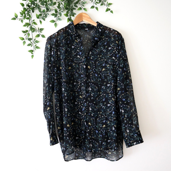 Uniqlo Women's Black Floral Long Sleeve Button Front Collared Top Size Medium - Picture 1 of 4